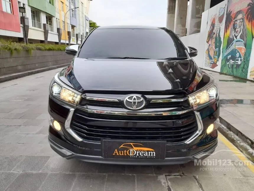 Jual Mobil Toyota Innova Venturer 2018 2.0 di DKI Jakarta Automatic Wagon Hitam Rp 320.000.000