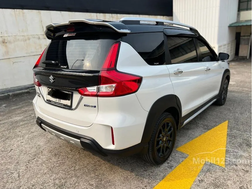 2023 Suzuki XL7 Alpha Hybrid SUV