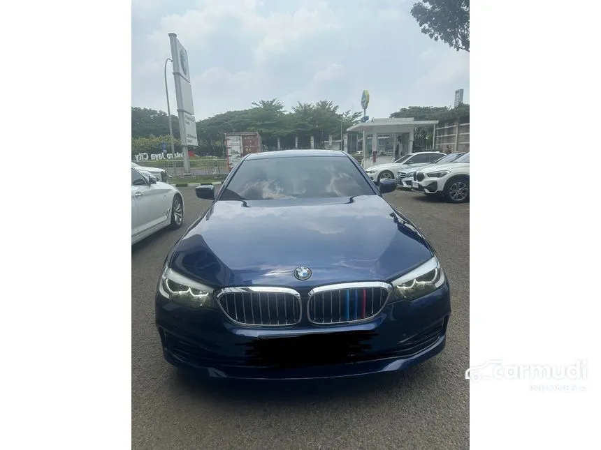 Jual Mobil BMW 530i 2018 Luxury 2.0 di DKI Jakarta Automatic Sedan Biru Rp 689.000.000