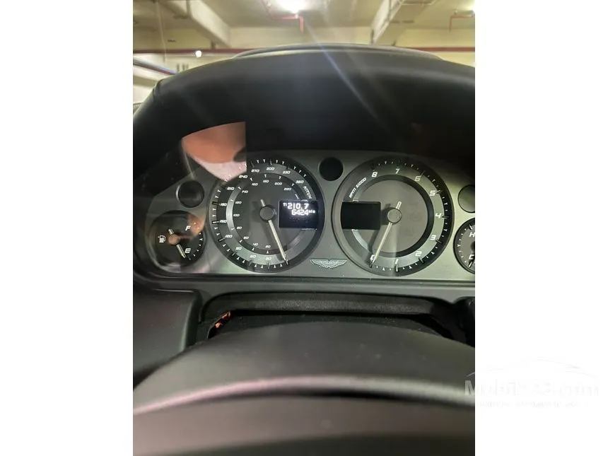 2016 Aston Martin DB9 Coupe