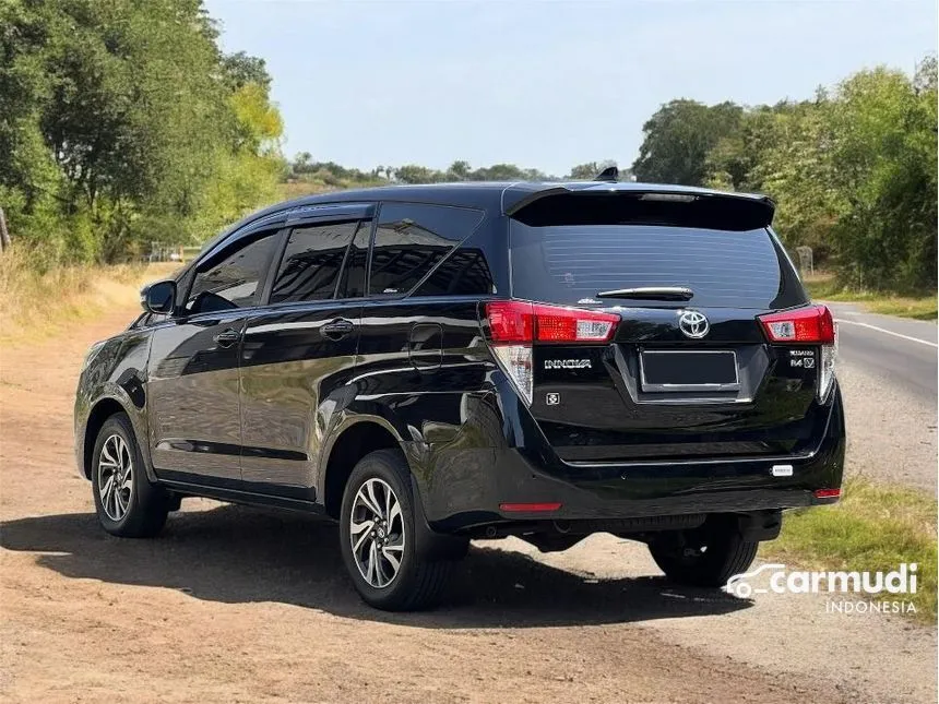 2021 Toyota Kijang Innova V MPV