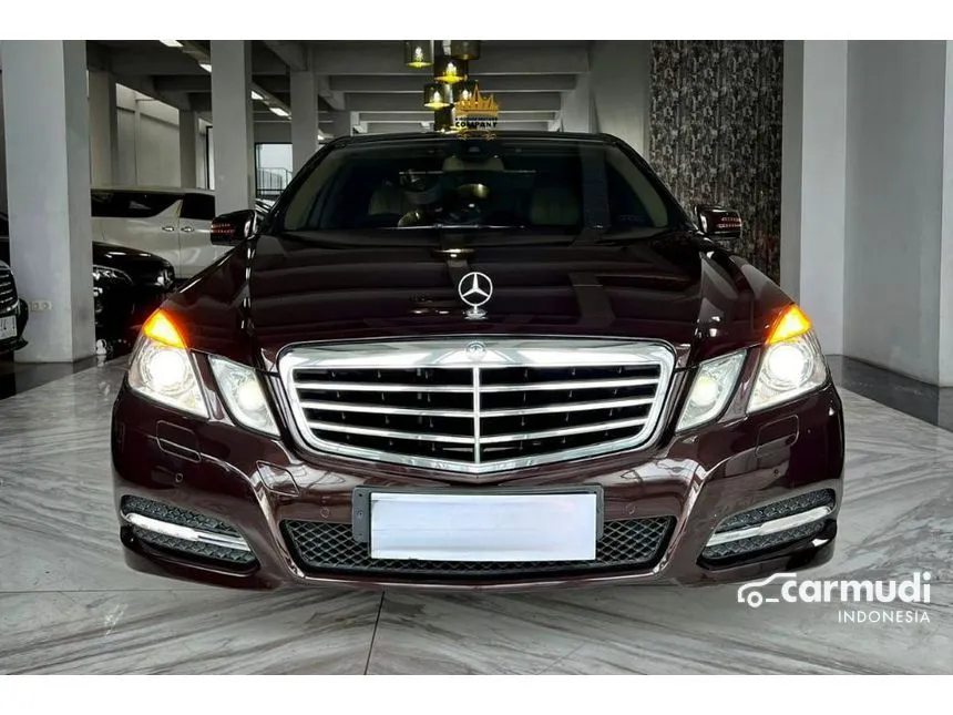 2011 Mercedes-Benz E300 Avantgarde AMG Sedan