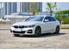 2021 BMW 330i 2.0 M Sport Sedan B48 (G20) White on Black Odo 16 Rb (TERMURAH)