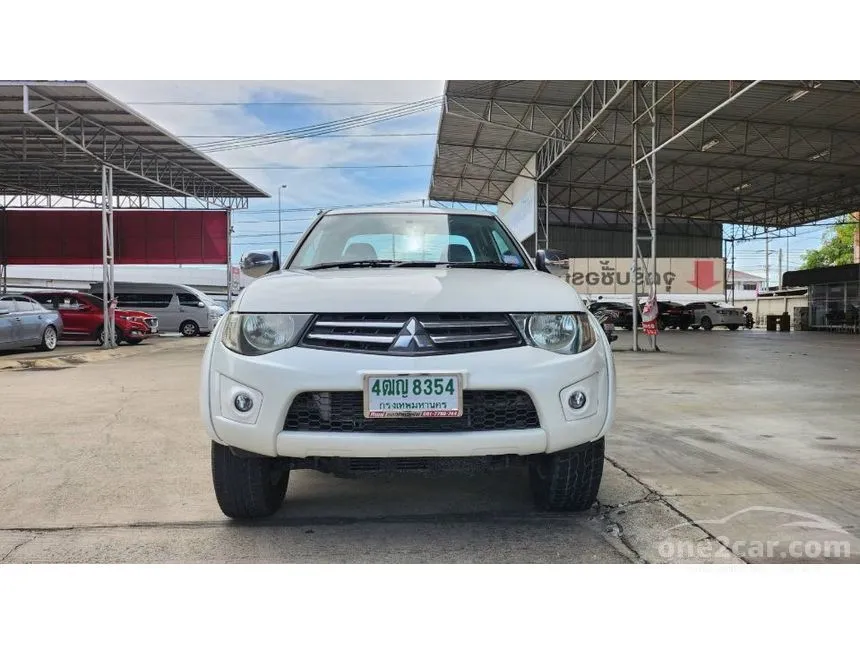 2015 Mitsubishi TRITON GLS Plus Mega Cab Pickup