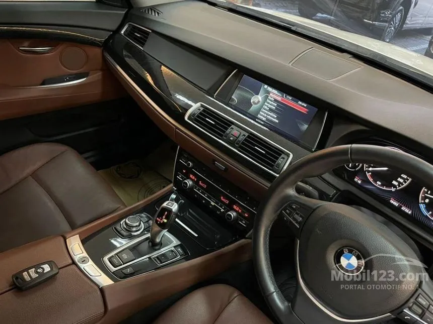 2013 BMW 535i Luxury GT Hatchback