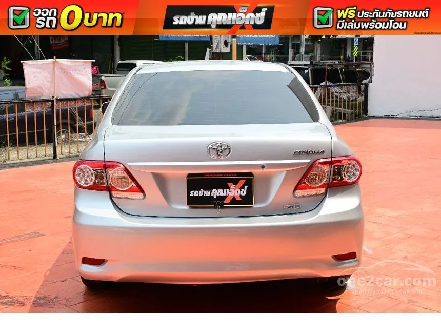 2011 Toyota Corolla Altis J Sedan