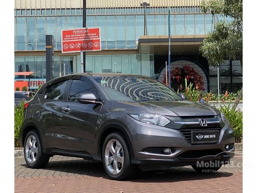 Jual Mobil Honda HR