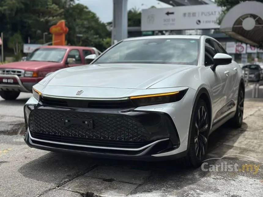 2023 Toyota Crown RS Advanced Sedan