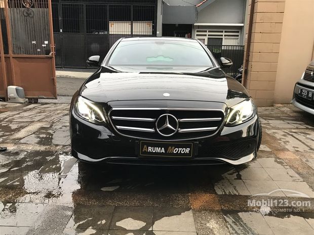 Mercedes-Benz Bekas & Baru Murah - Jual Beli 1.703 Mobil Di Indonesia ...