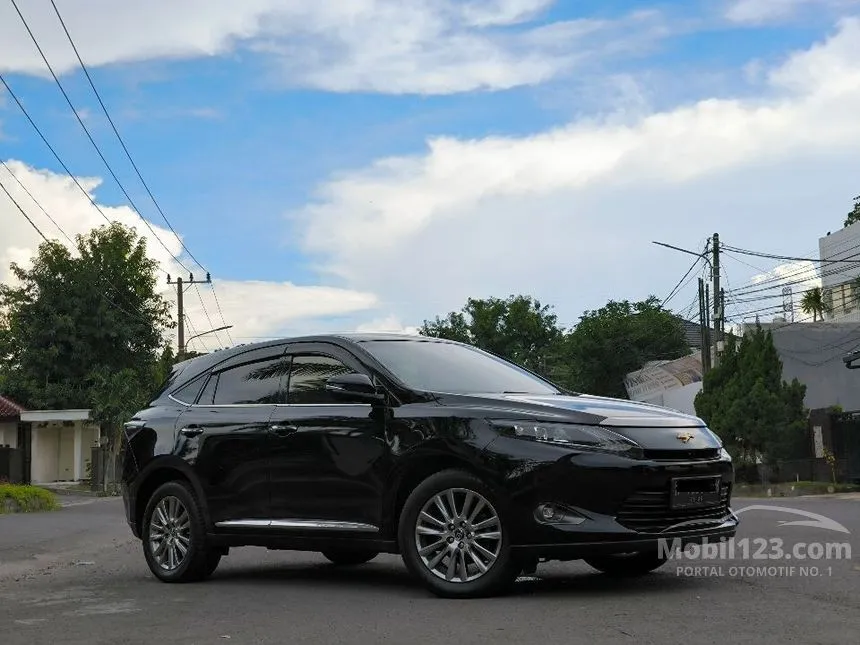 Jual Mobil Toyota Harrier 2015 2.0 di Jawa Timur Automatic SUV Hitam Rp 385.000.002
