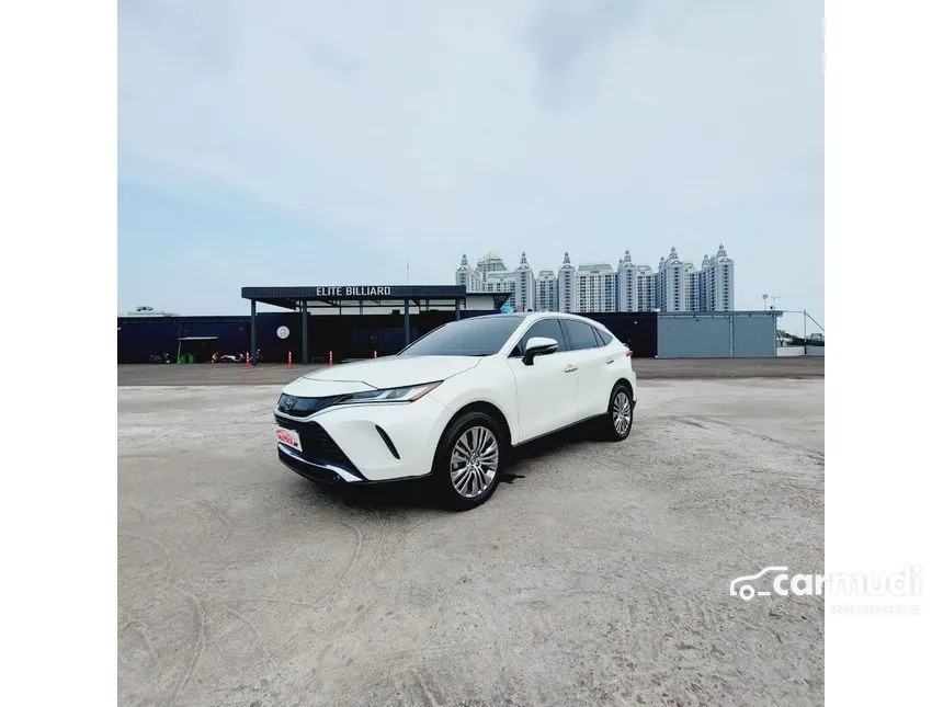 2022 Toyota Harrier SUV