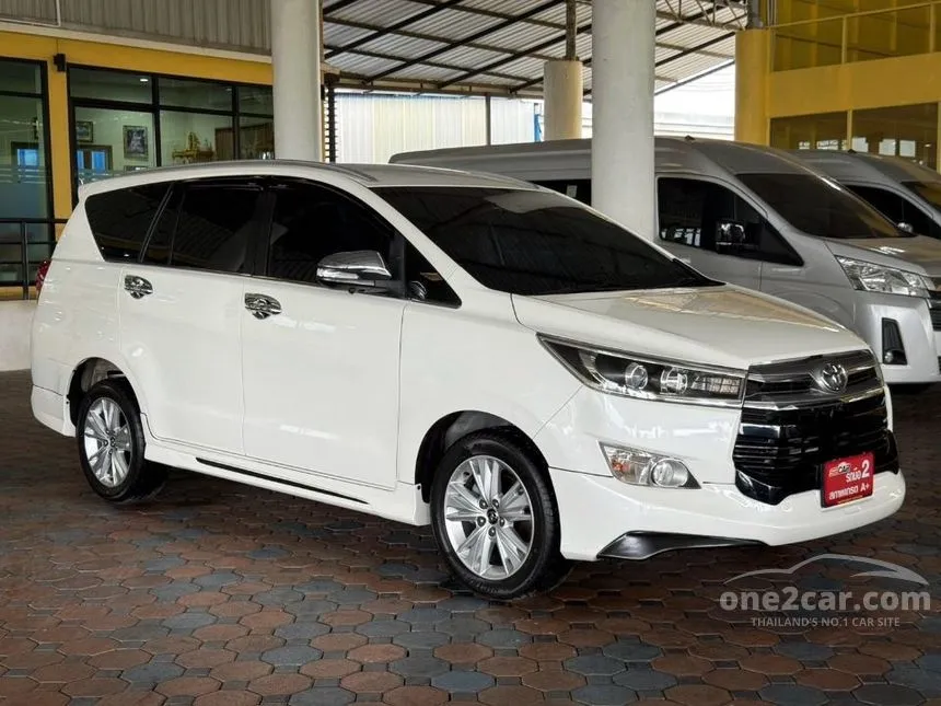 2018 Toyota INNOVA Crysta V Wagon