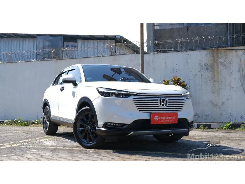 2023 Honda HR-V S SUV