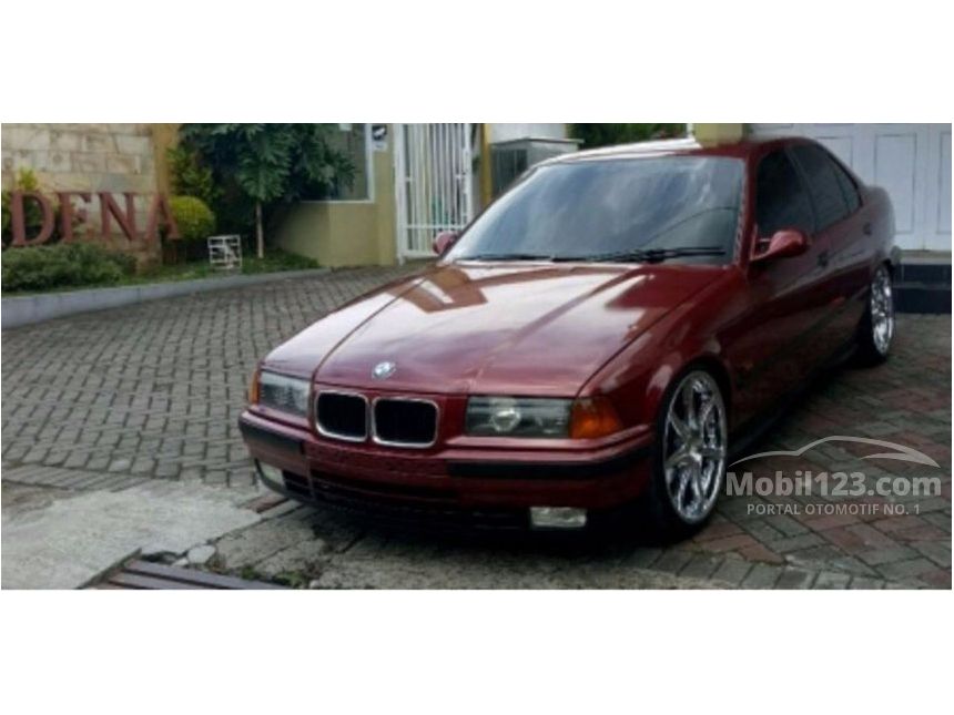 1992 BMW 318i 1.8 Manual Sedan