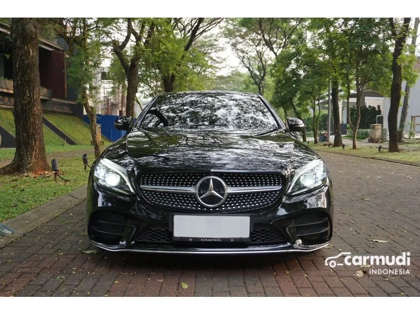 2019 Mercedes-Benz C300 AMG Line Sedan