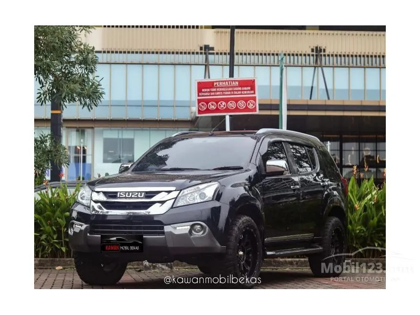 Jual Mobil Isuzu MU