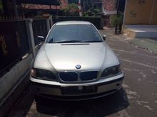 2003 BMW 318i 2.0 2.0 Automatic Sedan