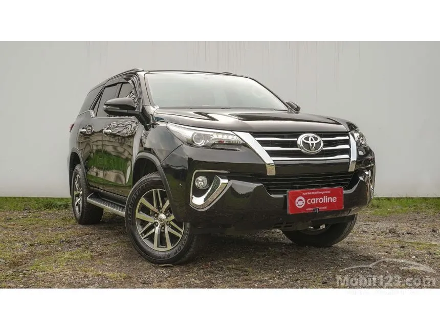 Jual Mobil Toyota Fortuner 2020 VRZ 4X2 2.4 di Banten Automatic SUV Hitam Rp 397.000.000