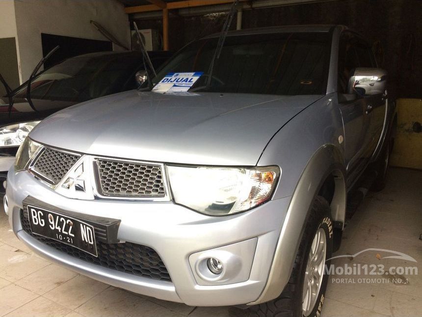 Jual Mobil Mitsubishi Strada Triton 2011 Exceed Hi-Power 2