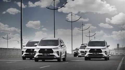 Bakal Ada Mobil Hybrid Toyota yang Lebih Murah dari Kijang Innova Zenix!