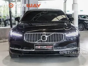 2022 Volvo S90 2.0 Recharge T8 Inscription Sedan