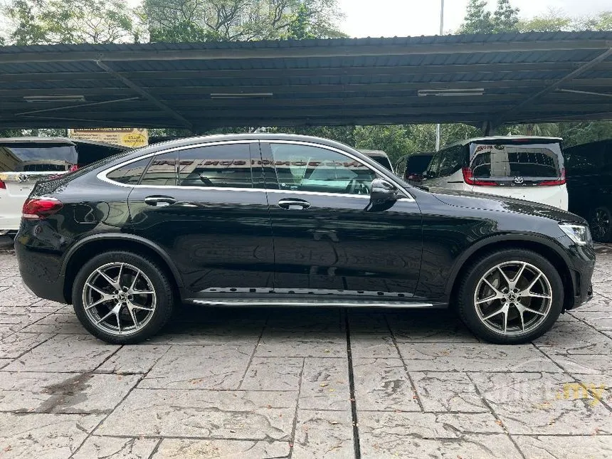 2022 Mercedes-Benz GLC300 4MATIC AMG Line Coupe