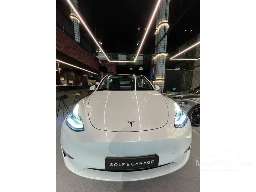 Jual Mobil Tesla Model 3 2022 Standard Range Plus di Jawa Tengah Automatic Sedan Putih Rp 1.450.000.000