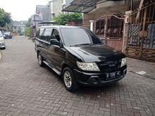 Isuzu panther LV manual hitam 2007