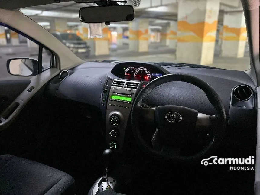 2014 Toyota Yaris E Hatchback