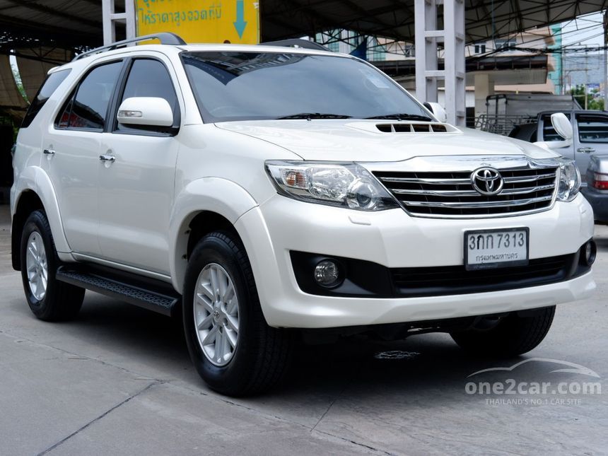 2014 Toyota Fortuner 3.0 (ปี 12-15) V SUV AT มือสอง One2car