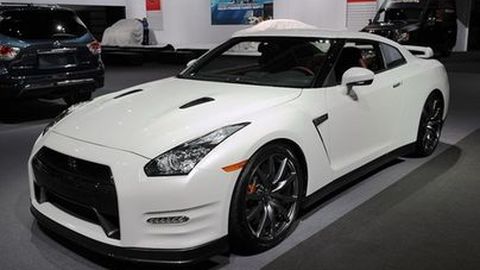 Nissan GT-R Ikutan Hybrid