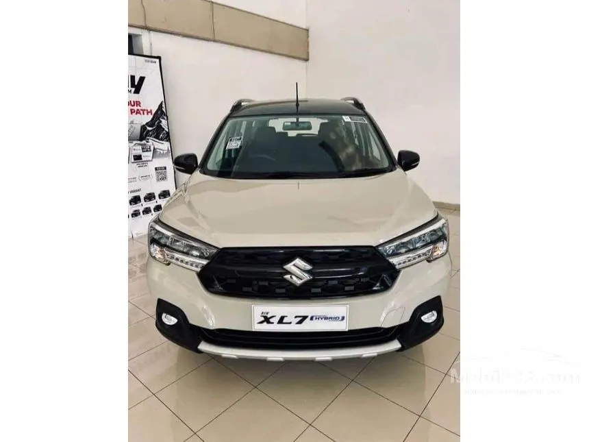 Jual Mobil Suzuki XL7 2024 ALPHA Hybrid 1.5 di Jawa Barat Automatic Wagon Lainnya Rp 245.000.000