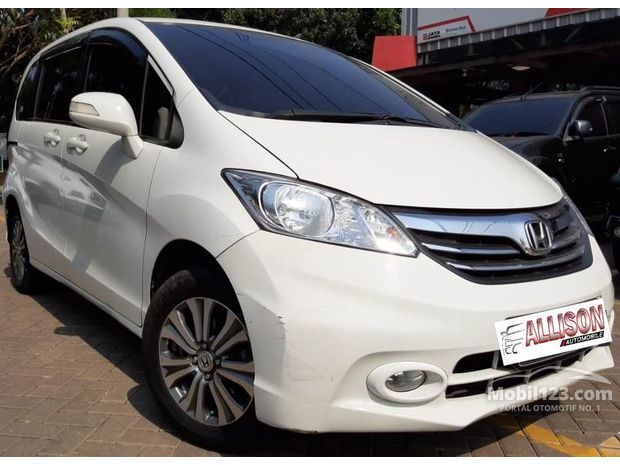 Honda Freed Mobil Tahun 2015-2016 bekas dijual di Dki 