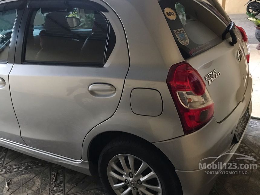 2014 Toyota Etios Valco G Hatchback