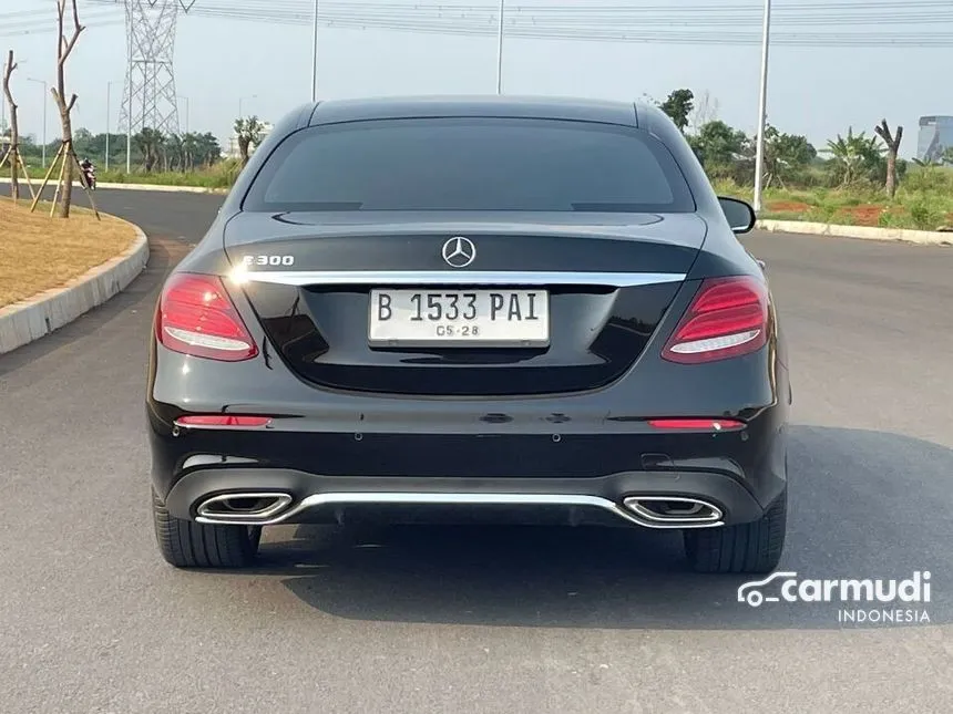 2018 Mercedes-Benz E300 AMG Line Sedan