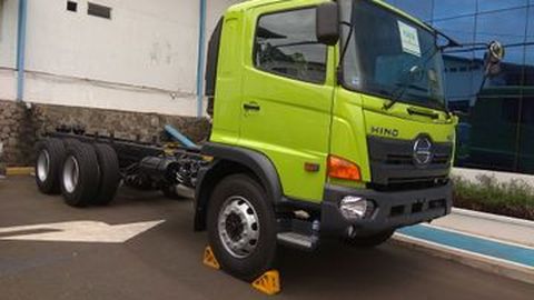 Hino Komentari Surat Tantangan dari Mitsubishi Fuso