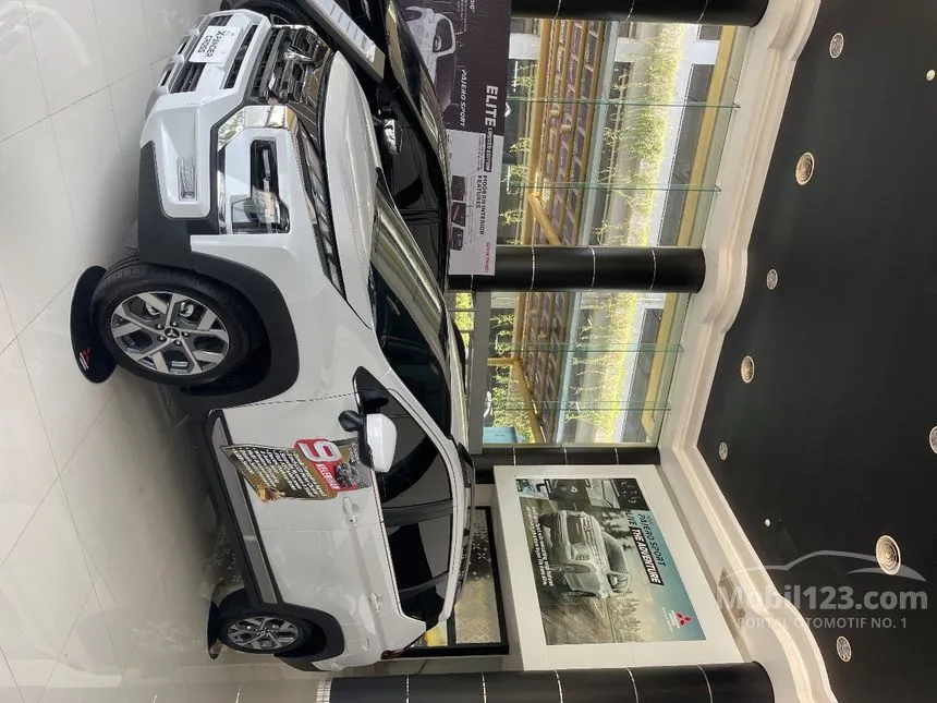 Jual Mobil Mitsubishi Xpander 2024 CROSS Premium Package 1.5 di DKI Jakarta Automatic Wagon Putih Rp 275.900.000