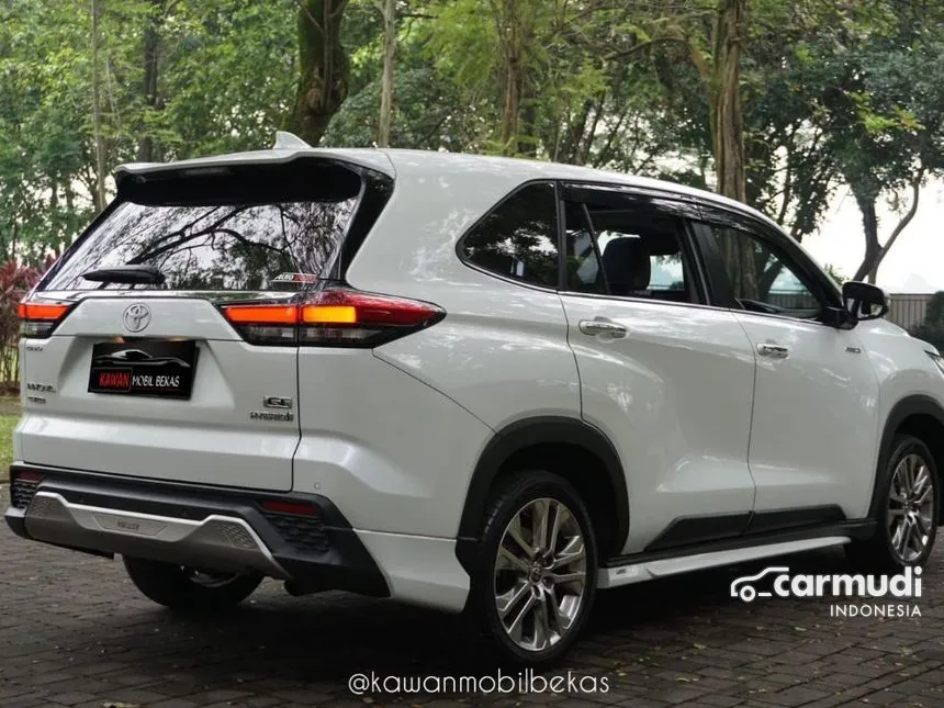 2023 Toyota Kijang Innova Zenix Q HV TSS ( Premium Color) MPV
