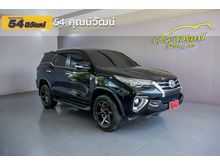 2017 Toyota Fortuner 2.4 (ปี 15-18) V SUV AT