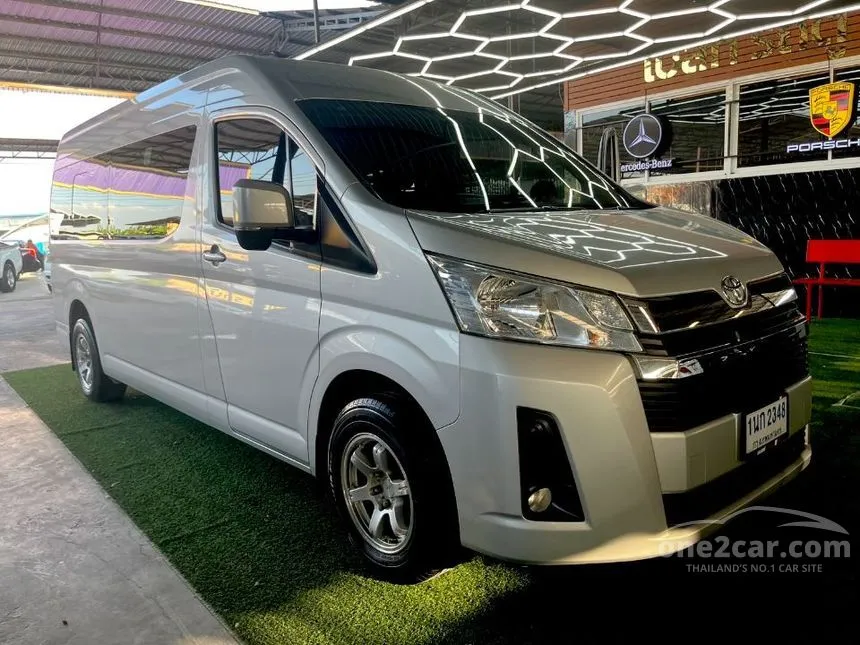 2020 Toyota Commuter Van