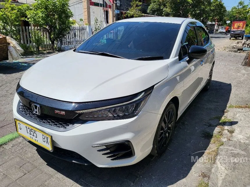 Jual Mobil Honda Brio 2022 RS 1.2 di Jawa Timur Automatic Hatchback Putih Rp 250.000.000