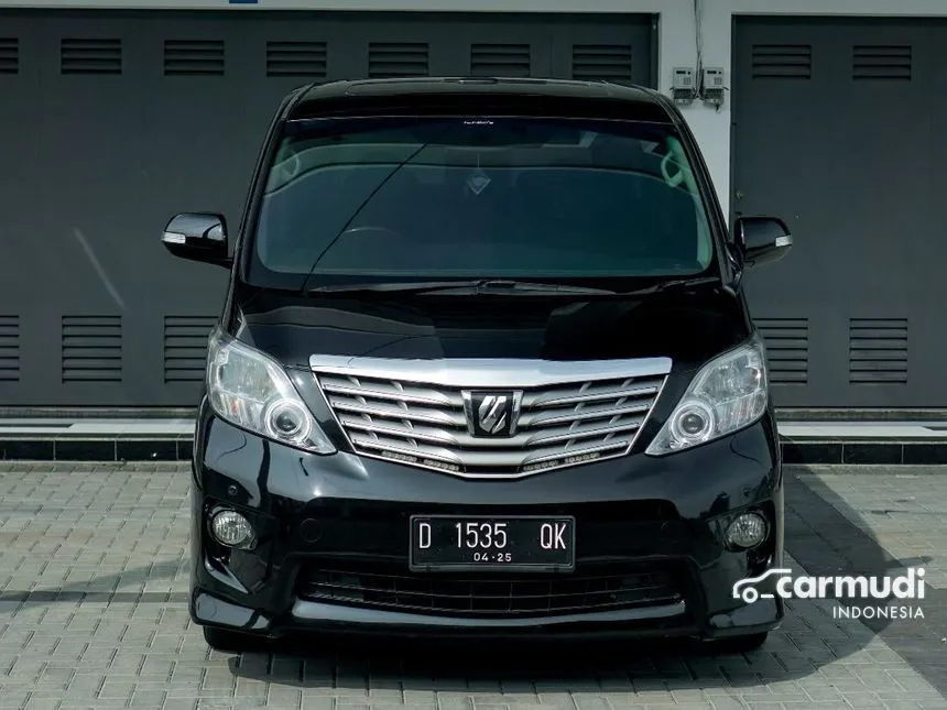2011 Toyota Alphard S MPV