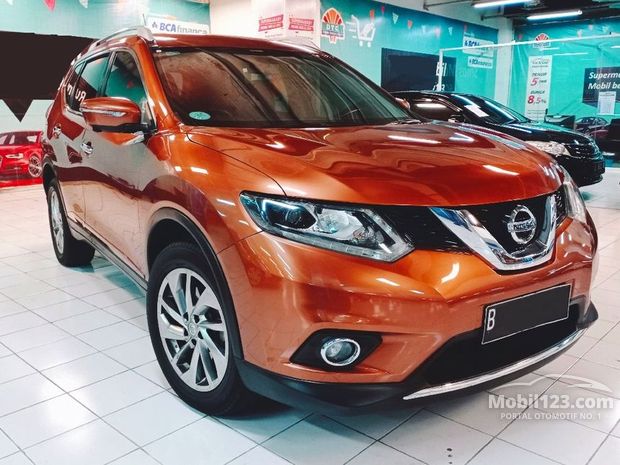  Nissan  X trail Mobil Tahun 2021 bekas  dijual di Jawa timur  