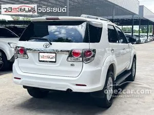 2015 Toyota FORTUNER 2.7 V SUV