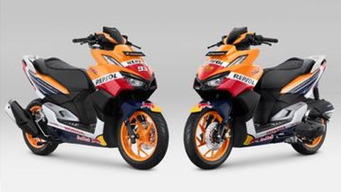 Marquez & Espargaro Jalan-jalan di Paddock MotoGP Mandalika Pakai Vario 160 Spesial