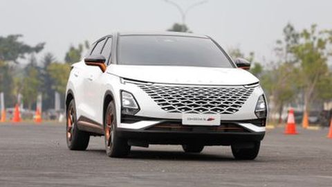 Hyundai Creta N Line Turbo vs Chery Omoda 5 GT FWD, Mana Paling Jor-Joran di Harga Rp450 Jutaan?