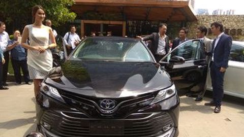 All-New Toyota Camry Hybrid Ditawarkan Rp 806 Juta-an, Ini Kelebihannya