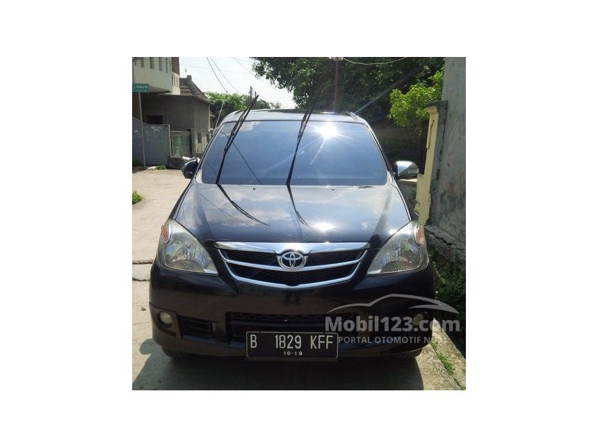 2009 Toyota Avanza G MPV