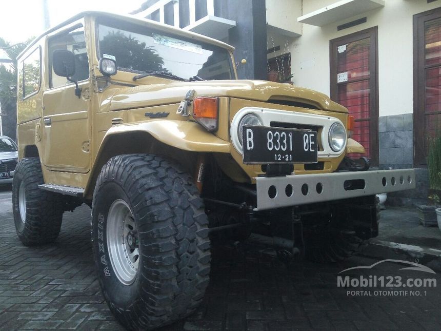 Jual Mobil  Toyota Land  Cruiser  1979 Hardtop 4 2 di 