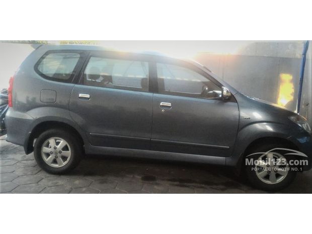 Toyota Avanza G Mobil bekas dijual di Jawa-tengah Toyota Avanza G Mobil bekas dijual di Jawa-tengah